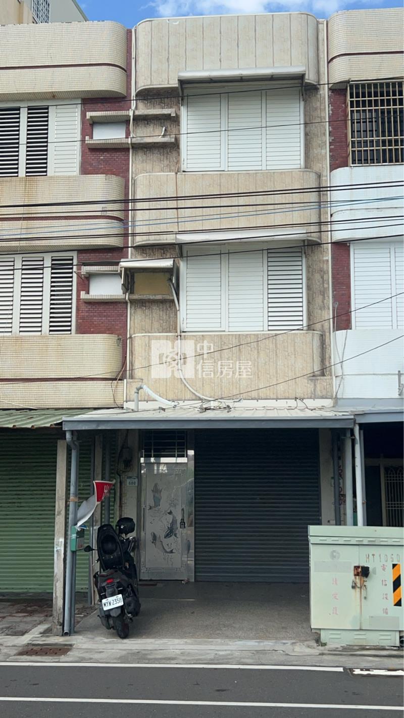 茄萣海景第一排店面住家房屋室內格局與周邊環境
