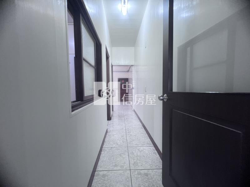 茄萣海景第一排店面住家房屋室內格局與周邊環境