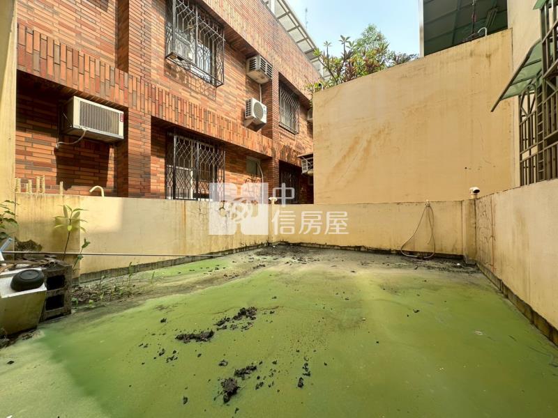 爽文國中旁孝親房臨路透天房屋室內格局與周邊環境