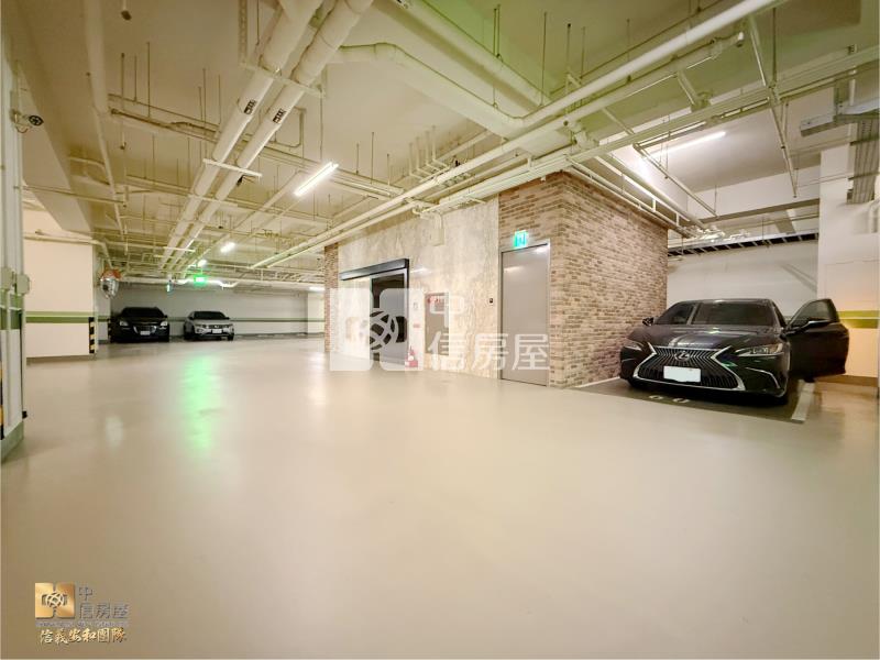 五權車站復興金店面+雙車位房屋室內格局與周邊環境