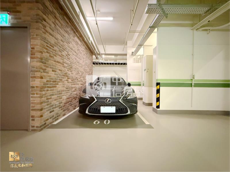 五權車站復興金店面+雙車位房屋室內格局與周邊環境