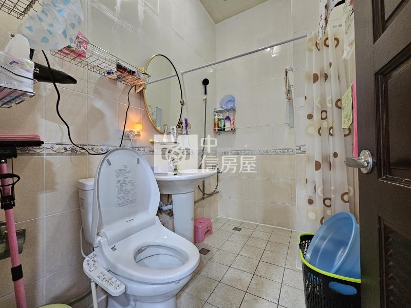 竹南中山尊品1樓房屋室內格局與周邊環境
