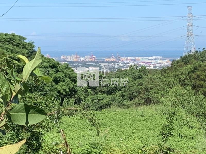 近鰲峰山運動公園都計內持分農地房屋室內格局與周邊環境