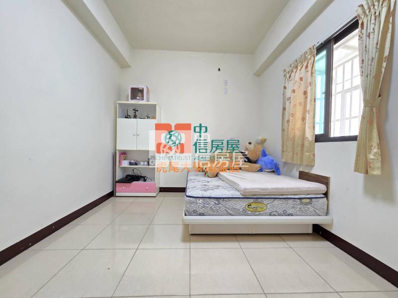崙背市區漂亮別墅房屋室內格局與周邊環境