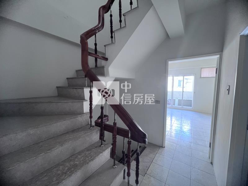 永康正強街車庫別墅房屋室內格局與周邊環境