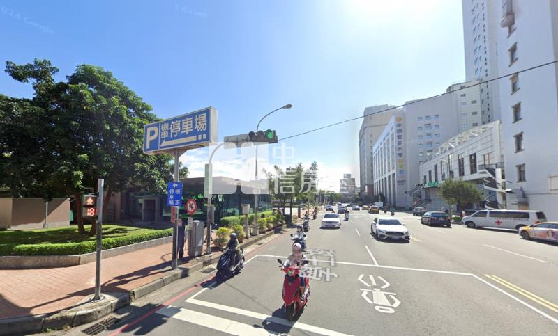 中醫旁面公園電梯大四房房屋室內格局與周邊環境