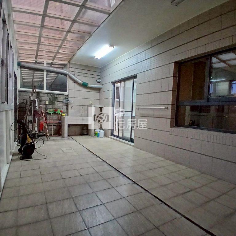 好市多 社區型雙車位別墅(中信卓越團隊)房屋室內格局與周邊環境