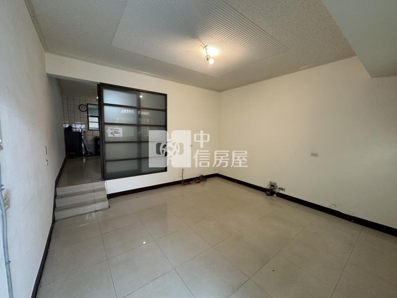 平鎮水岸景觀透天房屋室內格局與周邊環境