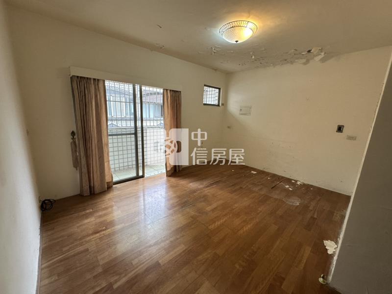 平鎮水岸景觀透天房屋室內格局與周邊環境