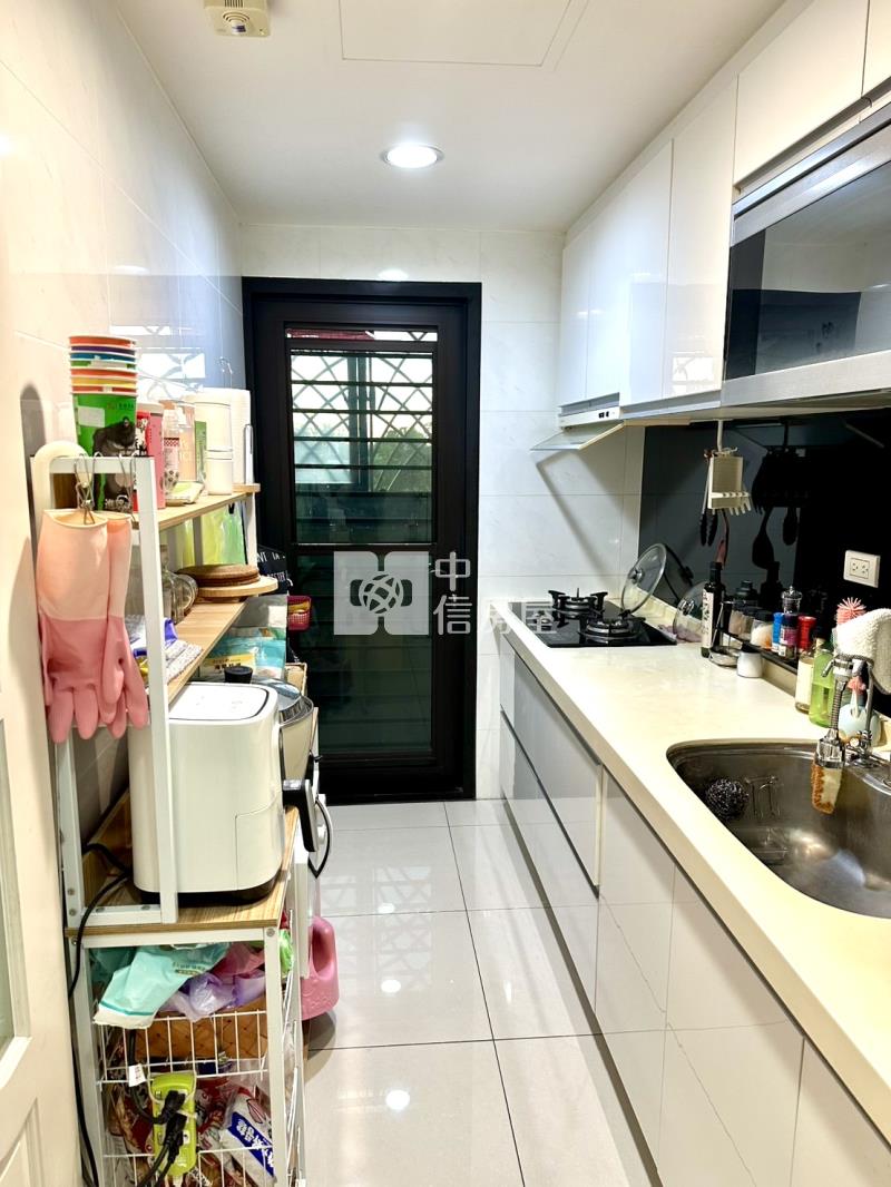 近交流道.龍安商圈.豐達謙邑.漂亮兩房車(雙衛浴)房屋室內格局與周邊環境