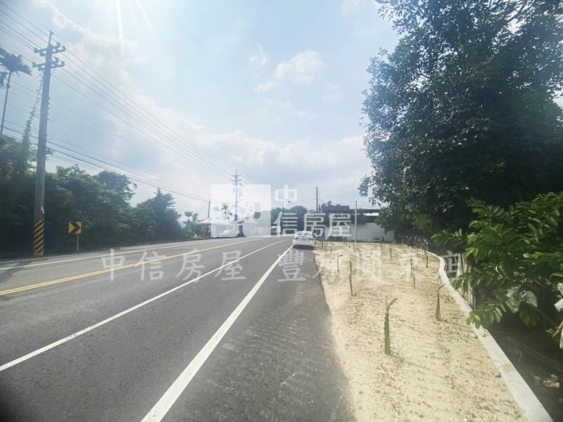 東蘭路臨路 大面寬農地房屋室內格局與周邊環境