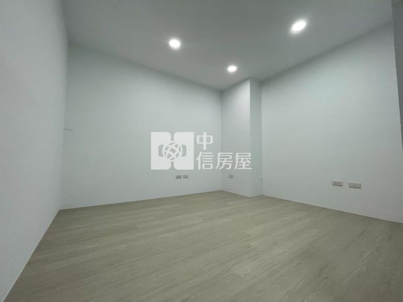平鎮高中中悅桂冠整新三房房屋室內格局與周邊環境