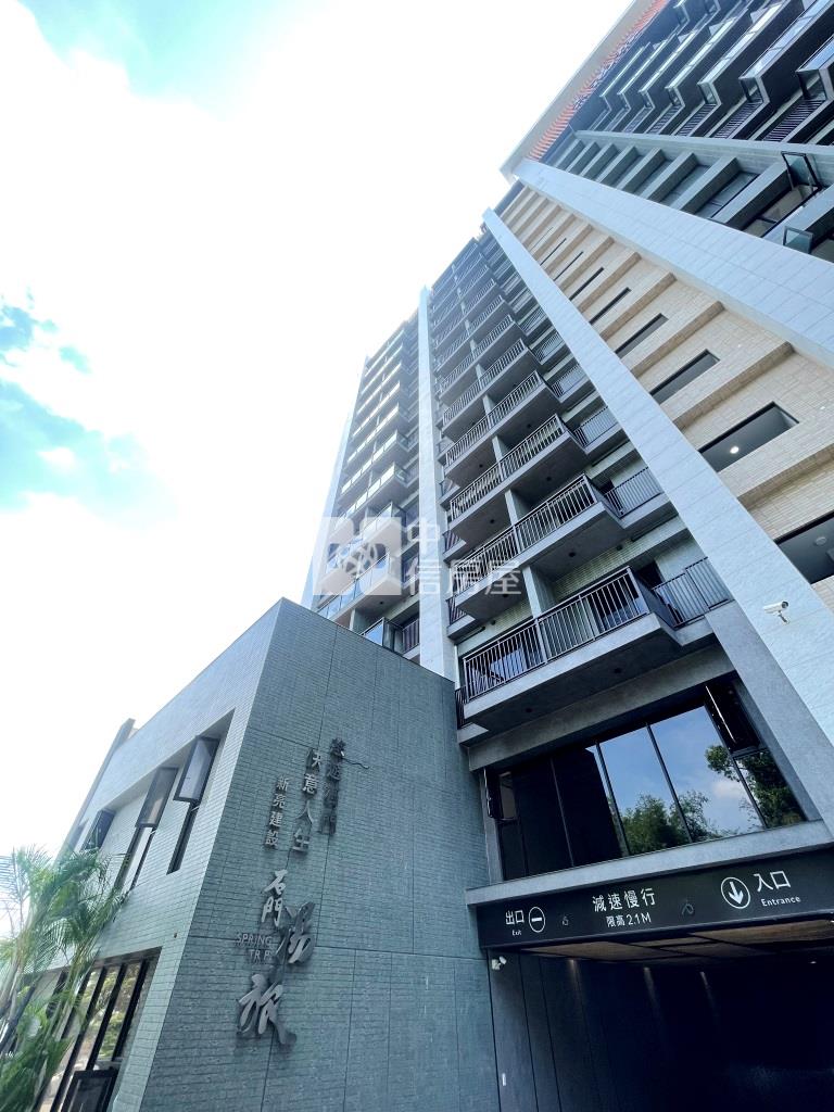 【新世紀】龍潭石門湯旅景觀套房車房屋室內格局與周邊環境