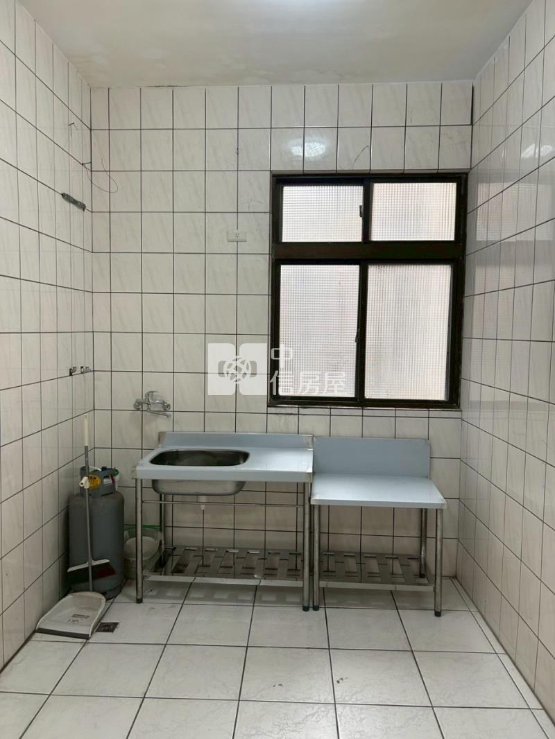 正大溪老街公寓二房房屋室內格局與周邊環境