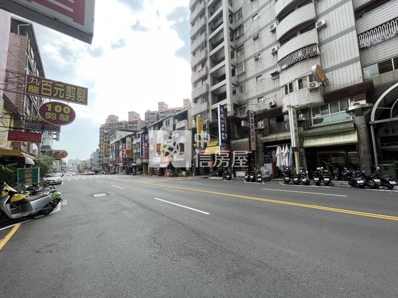 白宮畢卡索三房車位房屋室內格局與周邊環境