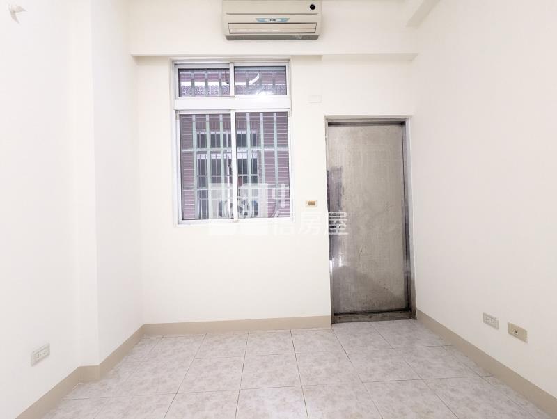 中壢福鎮中庭花園別墅房屋室內格局與周邊環境