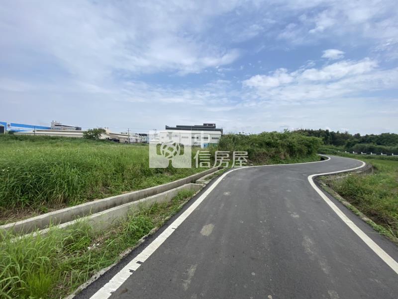 崙坪工業區丁建房屋室內格局與周邊環境