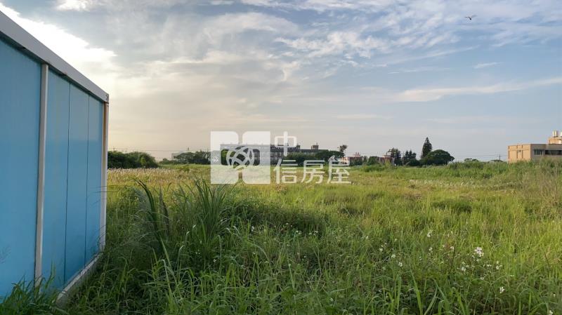 崙坪工業區丁建房屋室內格局與周邊環境