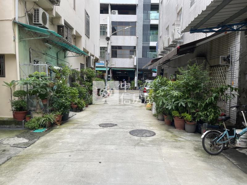 國民市場懷舊透天宅房屋室內格局與周邊環境