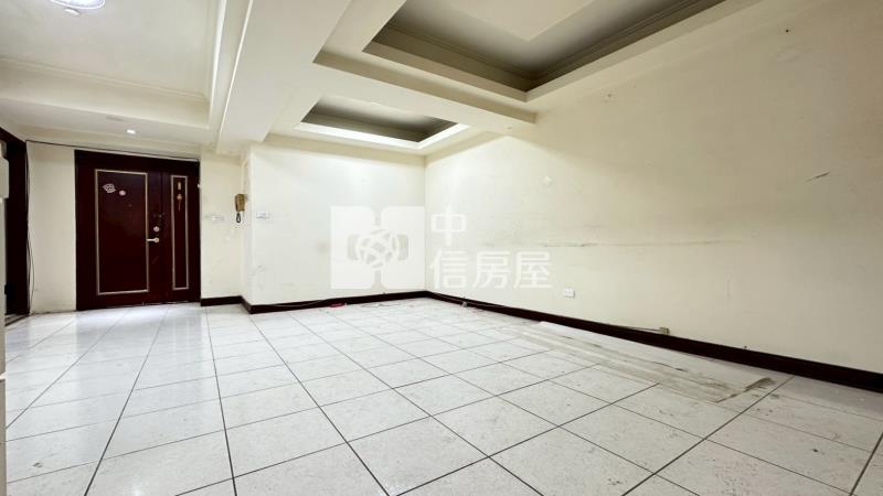 北屯崇德捷運站旁正三房房屋室內格局與周邊環境