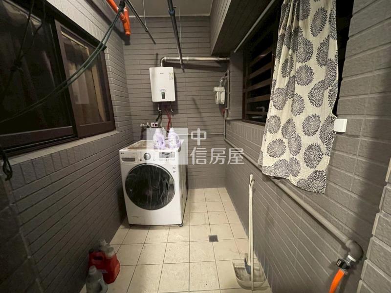 桃園楊梅區世紀城兩房平車房屋室內格局與周邊環境