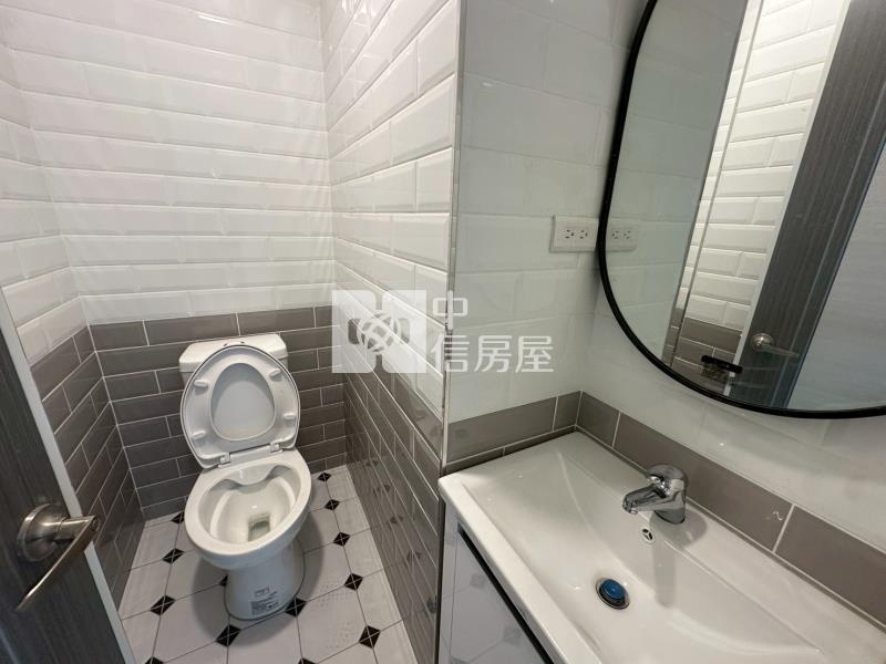 ▲崇法國宅美二樓房屋室內格局與周邊環境
