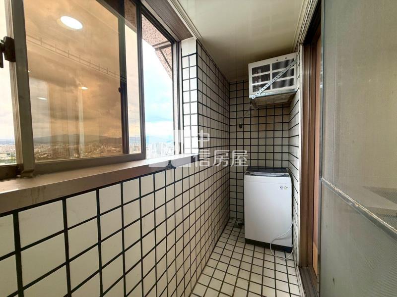 居仁學區｜SRC造｜高樓層優質標準套房房屋室內格局與周邊環境