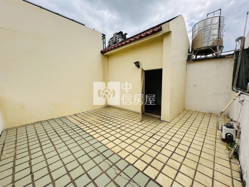 科博館大面寬車庫別墅房屋室內格局與周邊環境