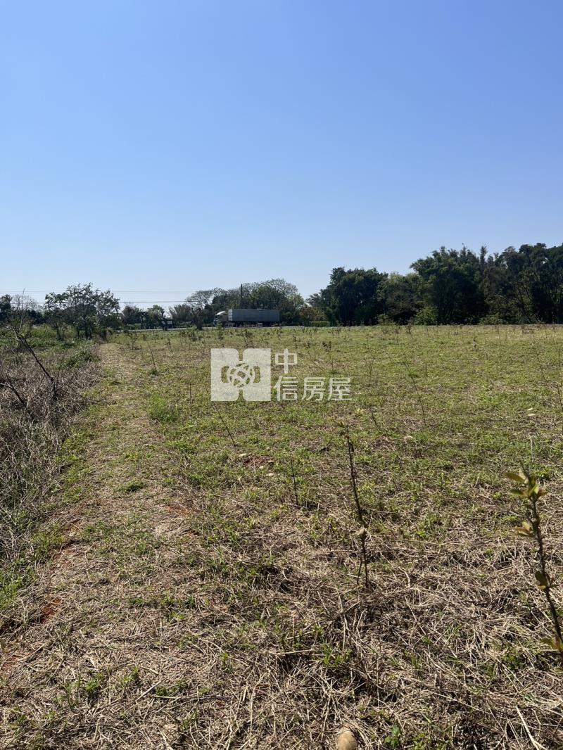 近66快速道路大面寬(有建築線)交通用地已核發房屋室內格局與周邊環境
