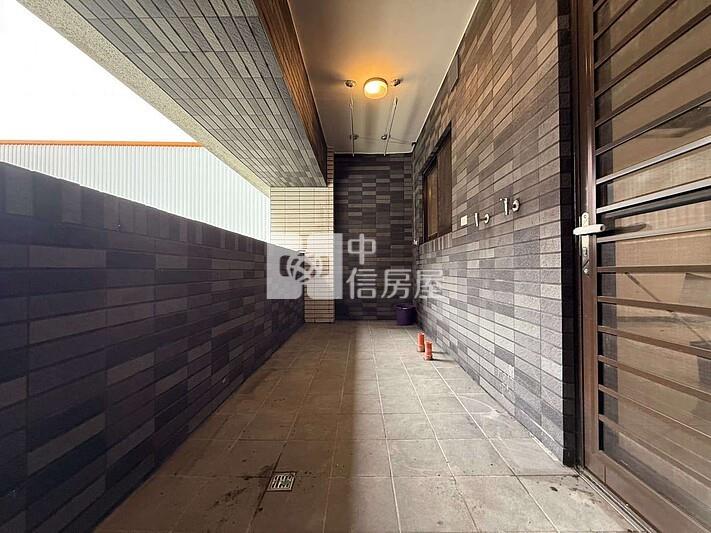 平鎮站前燙金店面+雙車房屋室內格局與周邊環境