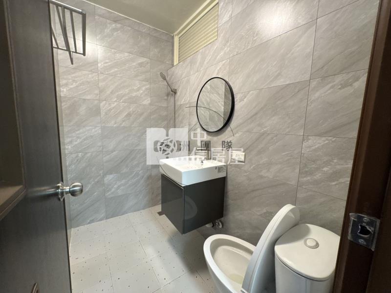 幼獅交流道整新美寓房屋室內格局與周邊環境