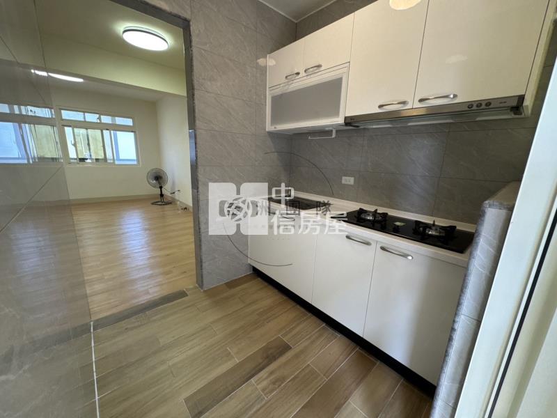 幼獅交流道整新美寓房屋室內格局與周邊環境