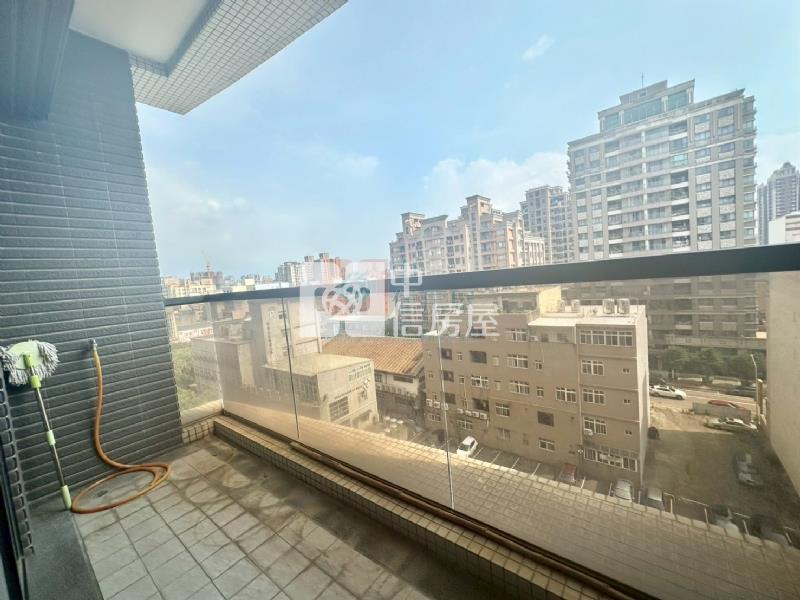 竹北遠百藏無盡採光3+1房房屋室內格局與周邊環境