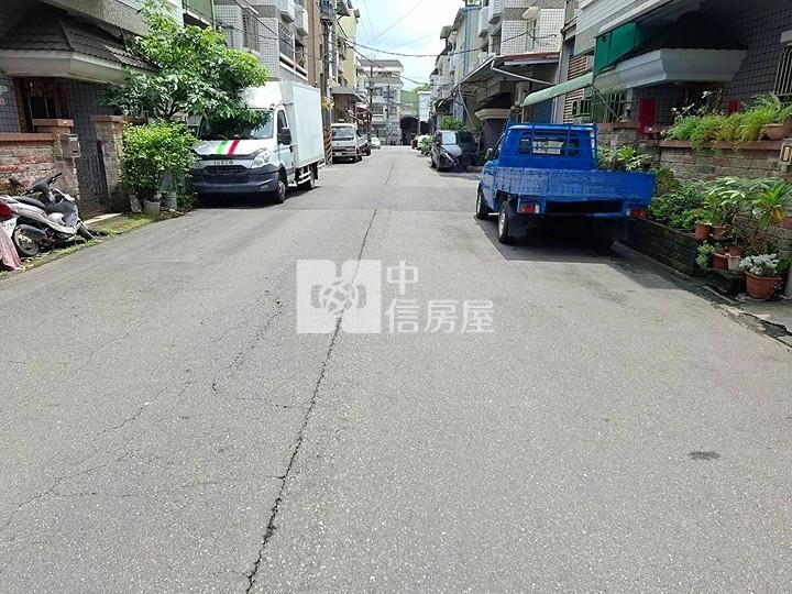 燕巢甲工廠辦+住宅房屋室內格局與周邊環境