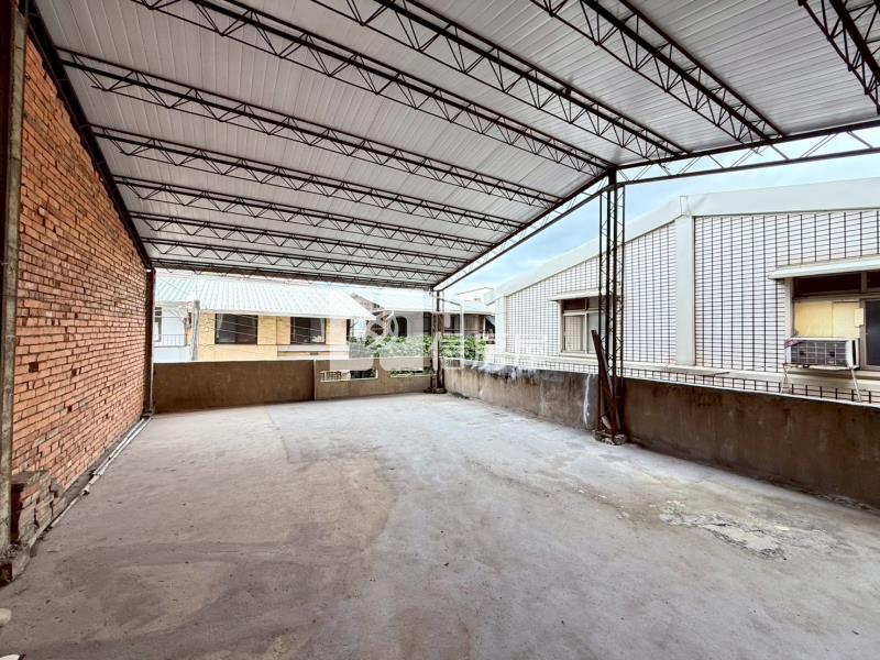 獨家!大里低總價新仁市場四房透天房屋室內格局與周邊環境