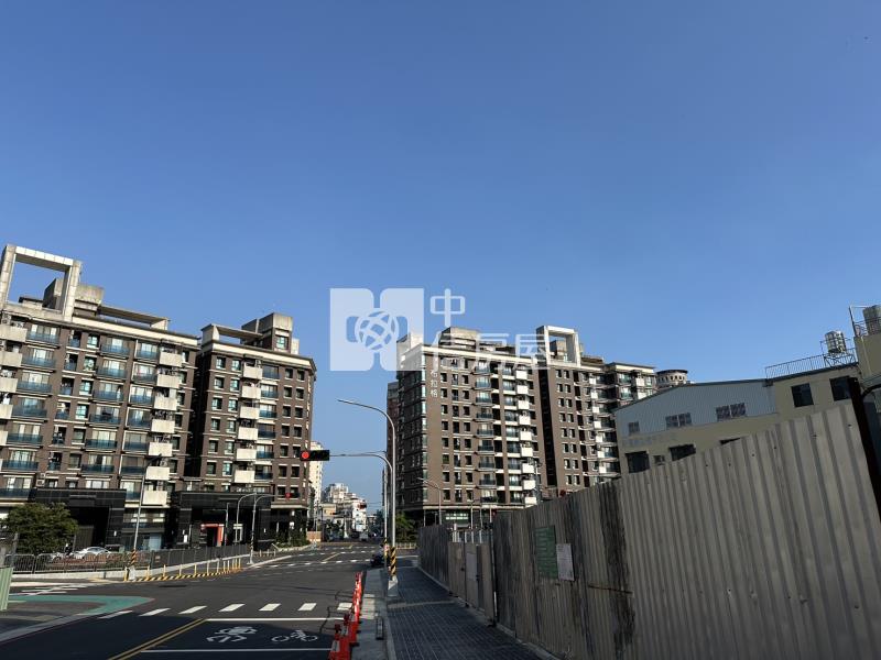 中山醫旁臨路電梯別墅房屋室內格局與周邊環境