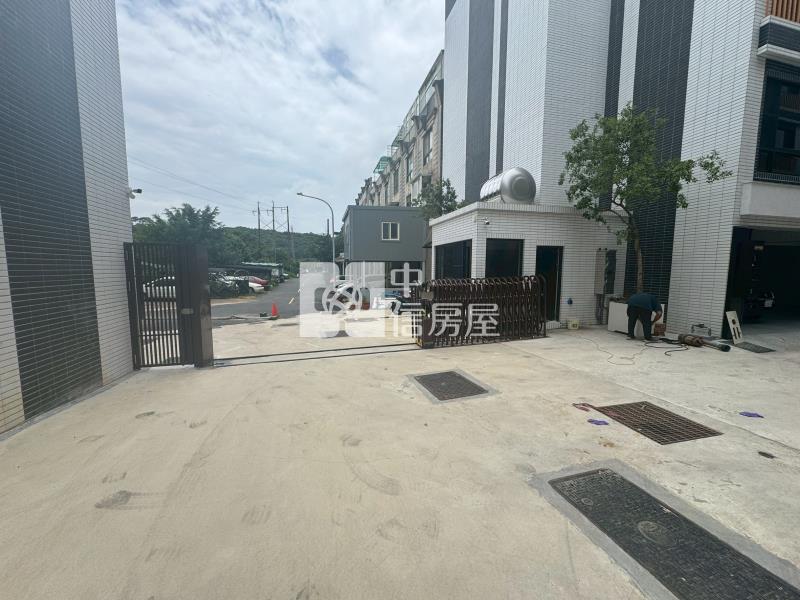 楊梅雙車全新優質透天房屋室內格局與周邊環境