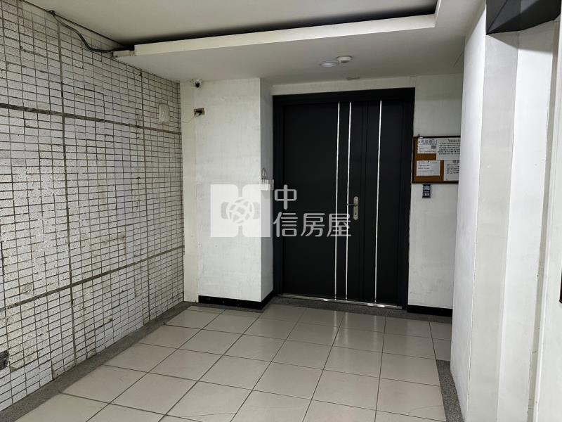 (興大學府城)興大收租29間套房+平車房屋室內格局與周邊環境