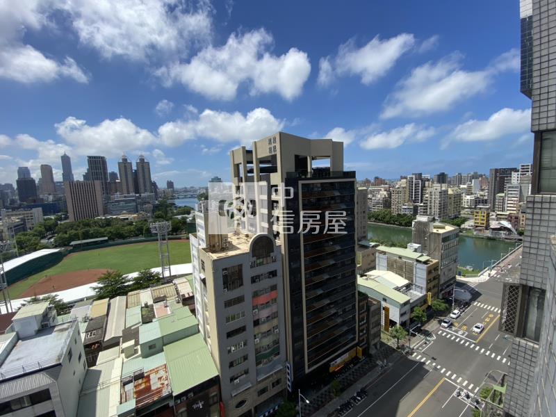 愛河畔前金國中景觀大樓房屋室內格局與周邊環境