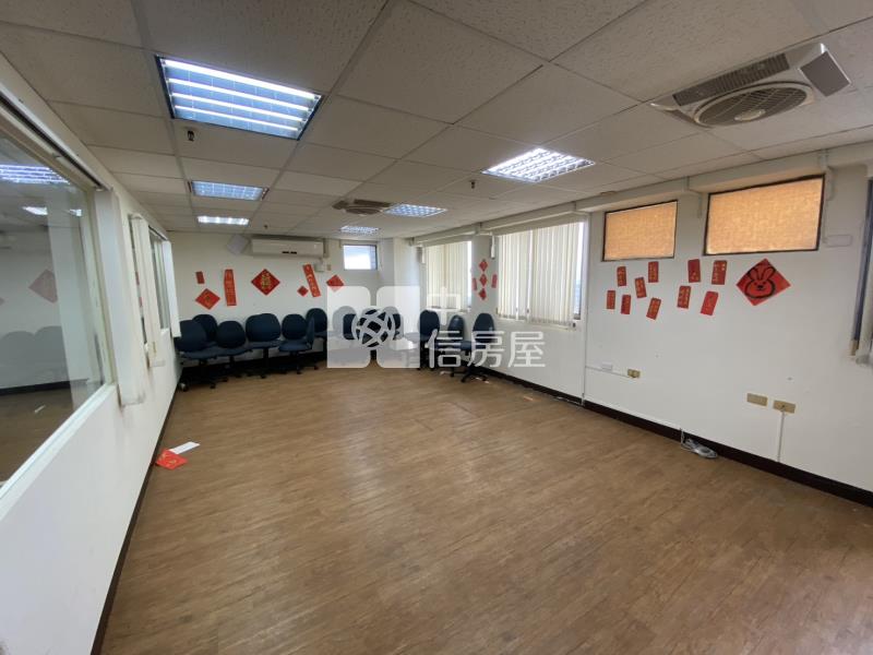 愛河畔前金國中景觀大樓房屋室內格局與周邊環境