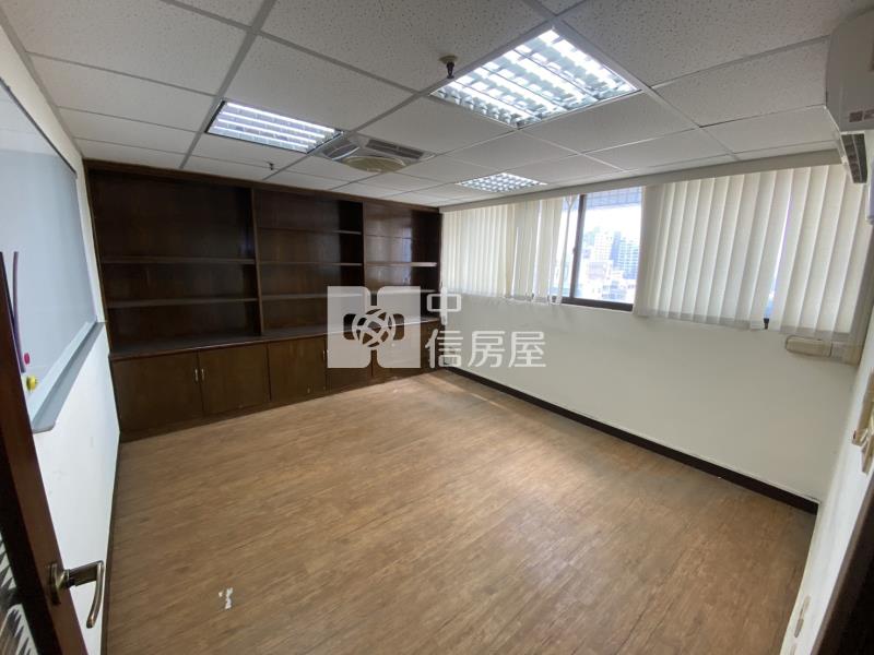 愛河畔前金國中景觀大樓房屋室內格局與周邊環境