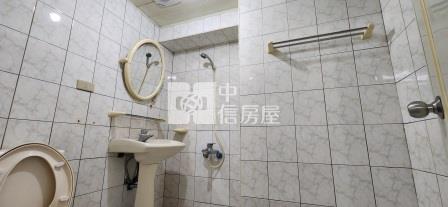 高雄房屋 新光諾貝爾16樓房屋室內格局與周邊環境