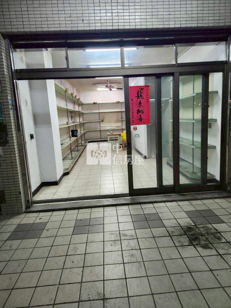 體育園區透店房屋室內格局與周邊環境