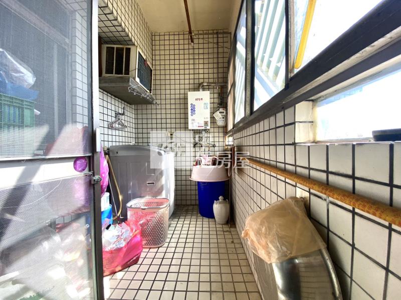 【安家】中壢海華SOGO【凱薩宮廷】高樓層景觀四房車房屋室內格局與周邊環境