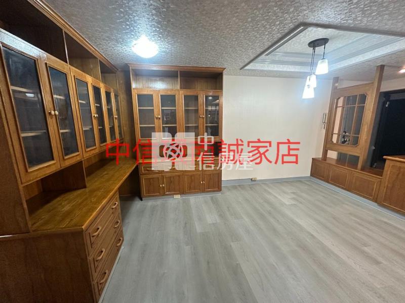 近桃園火車站大3房房屋室內格局與周邊環境