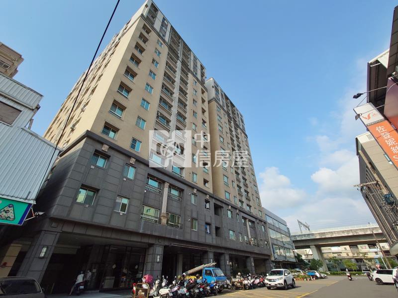 閃亮之星三房平車房屋室內格局與周邊環境
