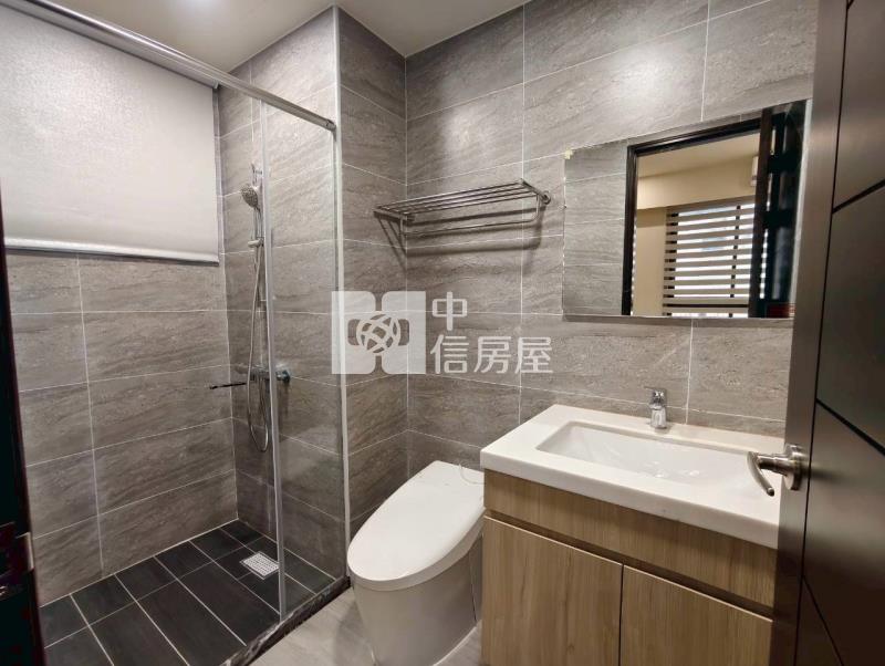 站前國泰全新3房房屋室內格局與周邊環境