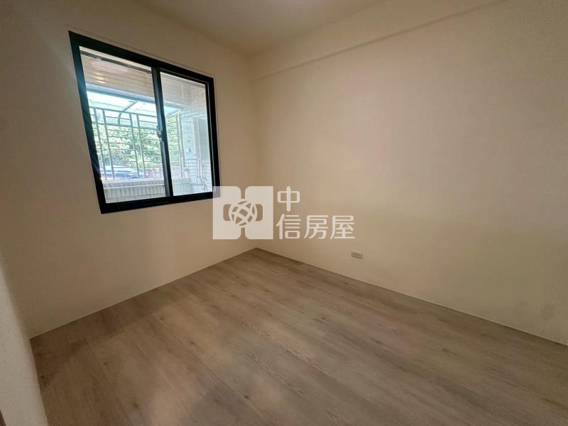 ▲崇法國宅美二樓房屋室內格局與周邊環境