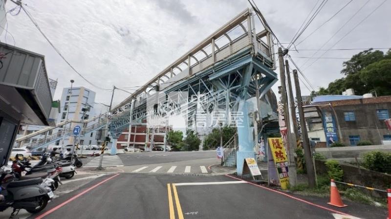 苗栗市區買地送屋房屋室內格局與周邊環境