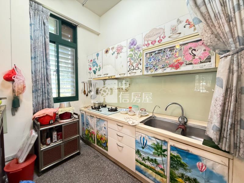 關西交流道戶政邊間大地坪孝親房美墅房屋室內格局與周邊環境